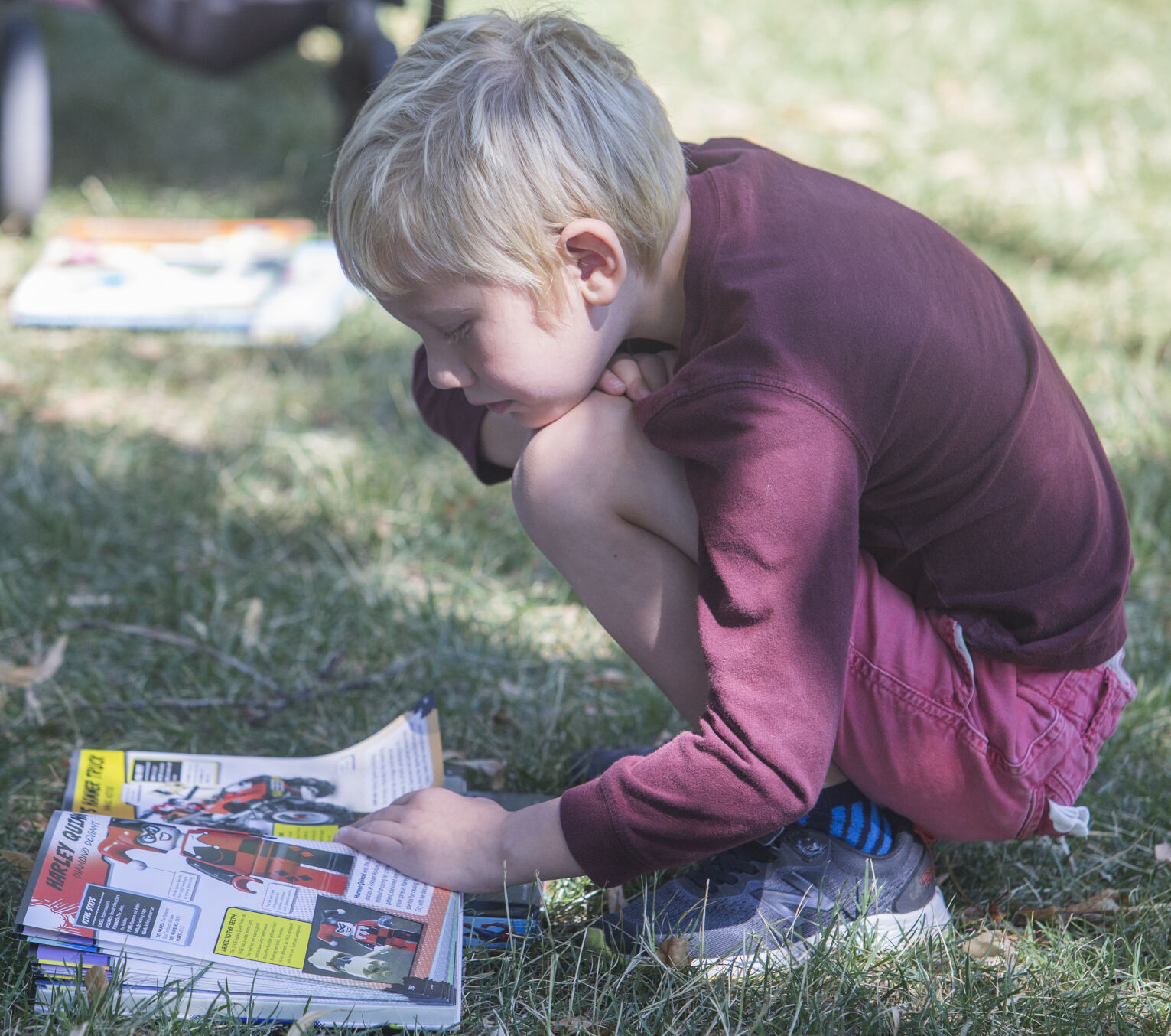 210720-newslocal-BookSale 002.JPG